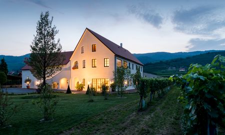 Weinhofmeisterei M. Hirtzberger